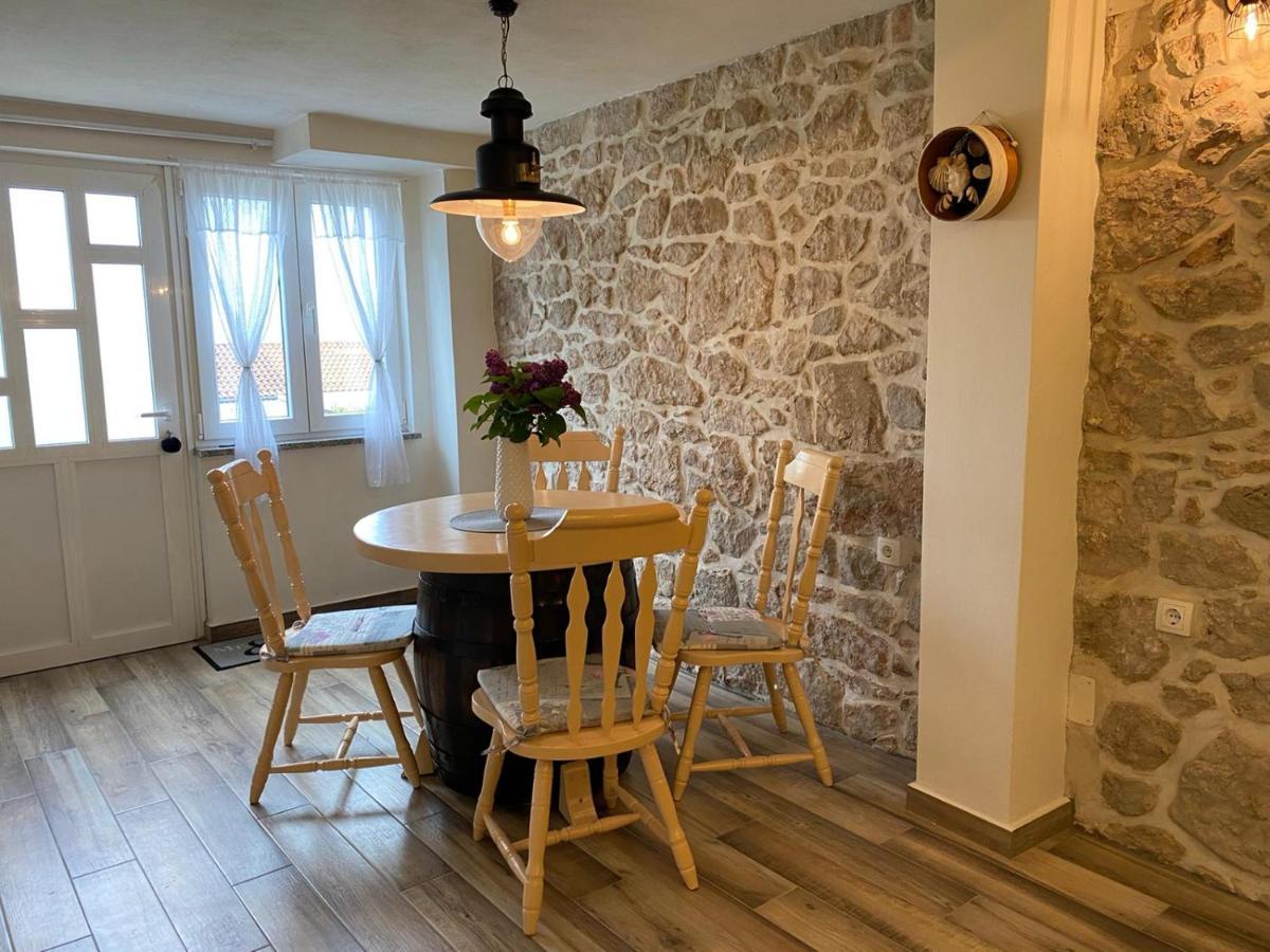 Apartman Veronika Risika Eksteriør bilde